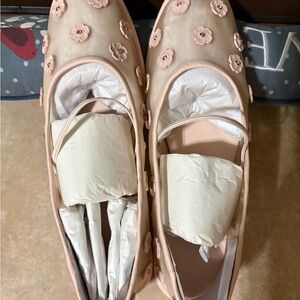 Coach Blush Floral Decorated Loafers